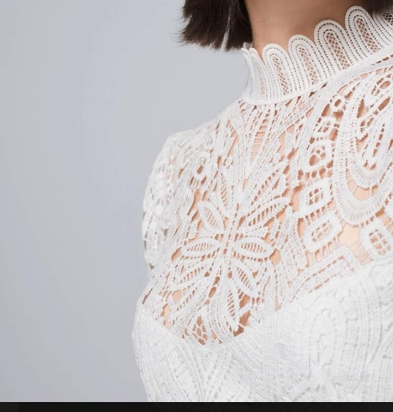 White House Black Market Lace Dress in White and Black - Picture 4 of 13